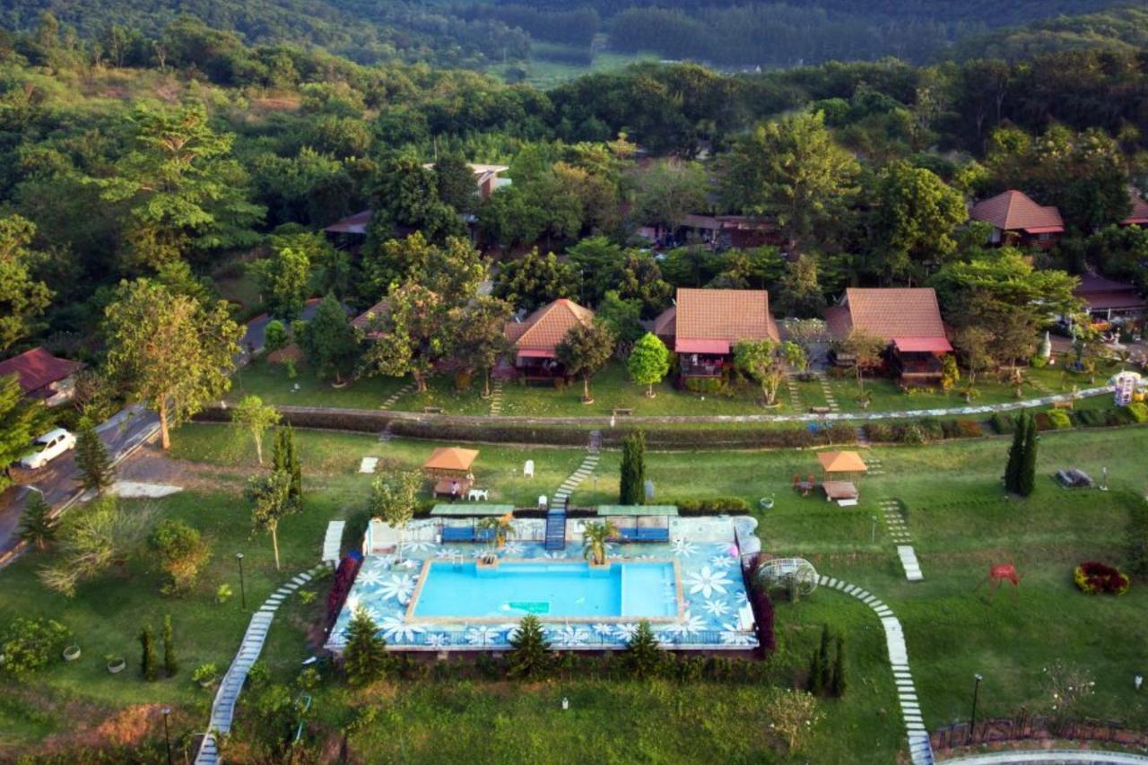 Tonsilp Art Home Nong Nam Daeng Exterior photo