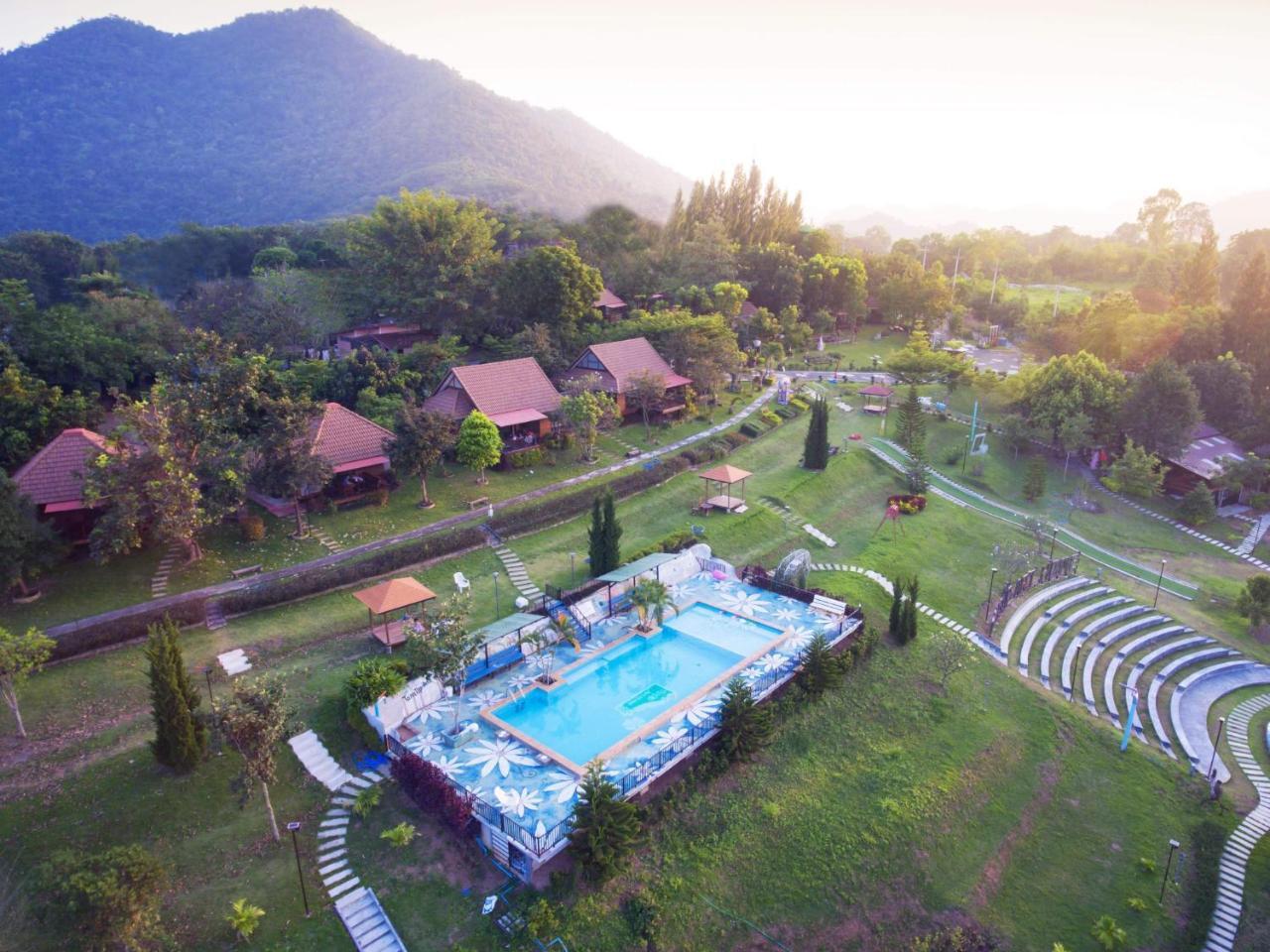 Tonsilp Art Home Nong Nam Daeng Exterior photo